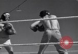 Standbild Boxring Indien, 1943, aus Sekunde 43 historischem Filmmaterial Videoclip 65675074307