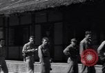 Standbild Chaos line Indien, 1943, aus Sekunde 15 historischem Filmmaterial Videoclip 65675074308