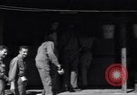 Standbild Chaos line Indien, 1943, aus Sekunde 21 historischem Filmmaterial Videoclip 65675074308