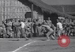 Standbild Flieger Indien, 1943, aus Sekunde 57 historischem Filmmaterial Videoclip 65675074310