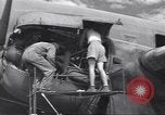 Standbild B-24 Liberator Bomber Indien, 1943, aus Sekunde 8 historischem Filmmaterial Videoclip 65675074312
