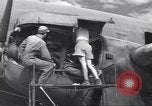 Standbild B-24 Liberator Bomber Indien, 1943, aus Sekunde 11 historischem Filmmaterial Videoclip 65675074312