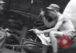 Standbild B-24 Liberator Bomber Indien, 1943, aus Sekunde 16 historischem Filmmaterial Videoclip 65675074312