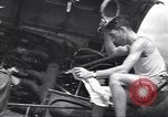 Standbild B-24 Liberator Bomber Indien, 1943, aus Sekunde 17 historischem Filmmaterial Videoclip 65675074312