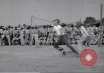 Immagine di Baseball gioco India, 1943, secondo 10 filmato di repertorio 65675074313