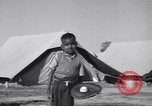 Immagine di Baseball gioco India, 1943, secondo 26 filmato di repertorio 65675074313