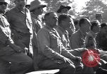 Immagine di Baseball gioco India, 1943, secondo 52 filmato di repertorio 65675074313
