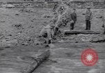 Image soldats nègres l'île de Bougainville en Papouasie-Nouvelle-Guinée, 1944, de la seconde 20 séquences d'archives historiques vidéo 65675074318
