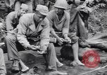 Image soldats nègres l'île de Bougainville en Papouasie-Nouvelle-Guinée, 1944, de la seconde 40 séquences d'archives historiques vidéo 65675074318