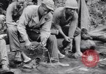 Image soldats nègres l'île de Bougainville en Papouasie-Nouvelle-Guinée, 1944, de la seconde 45 séquences d'archives historiques vidéo 65675074318