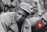 Image soldats nègres l'île de Bougainville en Papouasie-Nouvelle-Guinée, 1944, de la seconde 49 séquences d'archives historiques vidéo 65675074318