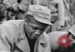 Image soldats nègres l'île de Bougainville en Papouasie-Nouvelle-Guinée, 1944, de la seconde 55 séquences d'archives historiques vidéo 65675074318