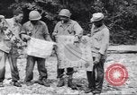 Image soldats nègres l'île de Bougainville en Papouasie-Nouvelle-Guinée, 1944, de la seconde 9 séquences d'archives historiques vidéo 65675074319