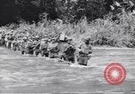 Image soldats nègres l'île de Bougainville en Papouasie-Nouvelle-Guinée, 1944, de la seconde 36 séquences d'archives historiques vidéo 65675074319