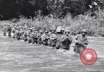 Image soldats nègres l'île de Bougainville en Papouasie-Nouvelle-Guinée, 1944, de la seconde 44 séquences d'archives historiques vidéo 65675074319