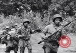 Image soldats nègres l'île de Bougainville en Papouasie-Nouvelle-Guinée, 1944, de la seconde 51 séquences d'archives historiques vidéo 65675074319