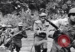Image soldats nègres l'île de Bougainville en Papouasie-Nouvelle-Guinée, 1944, de la seconde 58 séquences d'archives historiques vidéo 65675074319