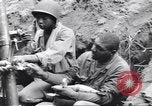 Standbild Negro Soldaten Bougainville Island Papua Neu Guinea, 1944, aus Sekunde 13 historischem Filmmaterial Videoclip 65675074320