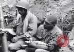 Standbild Negro Soldaten Bougainville Island Papua Neu Guinea, 1944, aus Sekunde 17 historischem Filmmaterial Videoclip 65675074320
