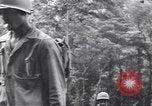 Standbild Negro Soldaten Bougainville Island Papua Neu Guinea, 1944, aus Sekunde 16 historischem Filmmaterial Videoclip 65675074323