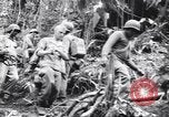 Standbild Negro Soldaten Bougainville Island Papua Neu Guinea, 1944, aus Sekunde 62 historischem Filmmaterial Videoclip 65675074323