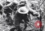 Image soldats nègres l'île de Bougainville en Papouasie-Nouvelle-Guinée, 1944, de la seconde 3 séquences d'archives historiques vidéo 65675074324