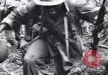 Image soldats nègres l'île de Bougainville en Papouasie-Nouvelle-Guinée, 1944, de la seconde 9 séquences d'archives historiques vidéo 65675074324
