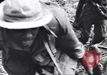 Image soldats nègres l'île de Bougainville en Papouasie-Nouvelle-Guinée, 1944, de la seconde 11 séquences d'archives historiques vidéo 65675074324