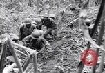 Image soldats nègres l'île de Bougainville en Papouasie-Nouvelle-Guinée, 1944, de la seconde 29 séquences d'archives historiques vidéo 65675074324