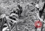 Image soldats nègres l'île de Bougainville en Papouasie-Nouvelle-Guinée, 1944, de la seconde 30 séquences d'archives historiques vidéo 65675074324