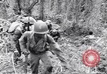 Image soldats nègres l'île de Bougainville en Papouasie-Nouvelle-Guinée, 1944, de la seconde 47 séquences d'archives historiques vidéo 65675074324