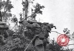Image La campagne des soldats américains africains dans le Pacifique l'île de Bougainville en Papouasie-Nouvelle-Guinée, 1944, de la seconde 60 séquences d'archives historiques vidéo 65675074325
