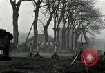 Standbild US-Truppen Rolle in Deutschland in Zweiten Weltkrieg Altenkirchen Deutschland, 1945, aus Sekunde 26 historischem Filmmaterial Videoclip 65675074327