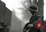Standbild US-Truppen Rolle in Deutschland in Zweiten Weltkrieg Altenkirchen Deutschland, 1945, aus Sekunde 50 historischem Filmmaterial Videoclip 65675074327
