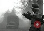 Standbild US-Truppen Rolle in Deutschland in Zweiten Weltkrieg Altenkirchen Deutschland, 1945, aus Sekunde 53 historischem Filmmaterial Videoclip 65675074327