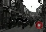 Standbild 82 Armored Reconnaissance Bataillon Paraden in Ostbelgien Hasselt Belgien, 1945, aus Sekunde 11 historischem Filmmaterial Videoclip 65675074329