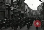 Standbild 82 Armored Reconnaissance Bataillon Paraden in Ostbelgien Hasselt Belgien, 1945, aus Sekunde 18 historischem Filmmaterial Videoclip 65675074329