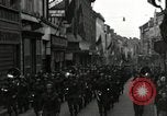 Standbild 82 Armored Reconnaissance Bataillon Paraden in Ostbelgien Hasselt Belgien, 1945, aus Sekunde 19 historischem Filmmaterial Videoclip 65675074329