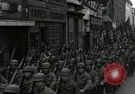 Standbild 82 Armored Reconnaissance Bataillon Paraden in Ostbelgien Hasselt Belgien, 1945, aus Sekunde 26 historischem Filmmaterial Videoclip 65675074329