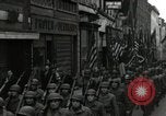 Standbild 82 Armored Reconnaissance Bataillon Paraden in Ostbelgien Hasselt Belgien, 1945, aus Sekunde 30 historischem Filmmaterial Videoclip 65675074329