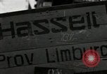 Standbild 82 Armored Reconnaissance Bataillon Paraden in Ostbelgien Hasselt Belgien, 1945, aus Sekunde 55 historischem Filmmaterial Videoclip 65675074329