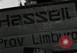 Standbild 82 Armored Reconnaissance Bataillon Paraden in Ostbelgien Hasselt Belgien, 1945, aus Sekunde 57 historischem Filmmaterial Videoclip 65675074329