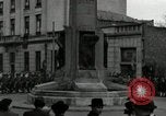 Standbild Truppen der US 2 Panzerdivision Parade in der belgischen Stadt Hasselt Belgien, 1945, aus Sekunde 44 historischem Filmmaterial Videoclip 65675074330