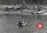 Standbild USA Infanteristen Leimersheim Deutschland, 1945, aus Sekunde 34 historischem Filmmaterial Videoclip 65675074331