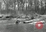 Standbild USA Infanteristen Leimersheim Deutschland, 1945, aus Sekunde 38 historischem Filmmaterial Videoclip 65675074331