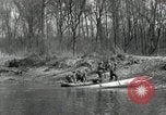 Standbild USA Infanteristen Leimersheim Deutschland, 1945, aus Sekunde 52 historischem Filmmaterial Videoclip 65675074331
