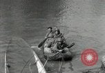 Standbild USA Infanteristen Leimersheim Deutschland, 1945, aus Sekunde 54 historischem Filmmaterial Videoclip 65675074331