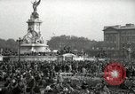 Image Buckingham Palace London England Royaume-Uni, 1945, de la seconde 11 séquences d'archives historiques vidéo 65675074356