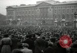 Image Buckingham Palace London England Royaume-Uni, 1945, de la seconde 57 séquences d'archives historiques vidéo 65675074356