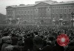 Image Buckingham Palace London England Royaume-Uni, 1945, de la seconde 58 séquences d'archives historiques vidéo 65675074356